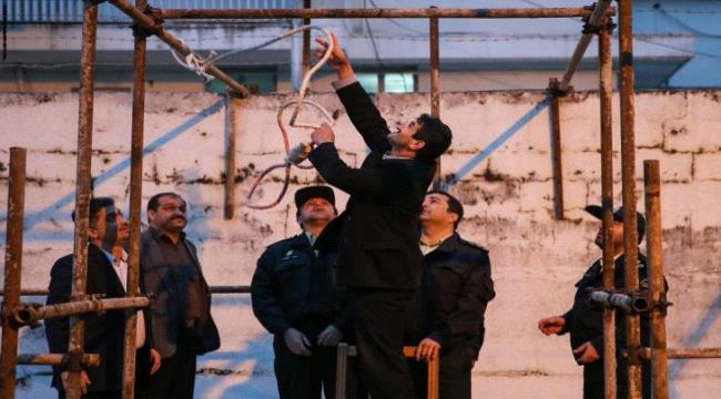 إيران تصدر أحكام قاسية بحق منتسبين للطائفة الصوفية