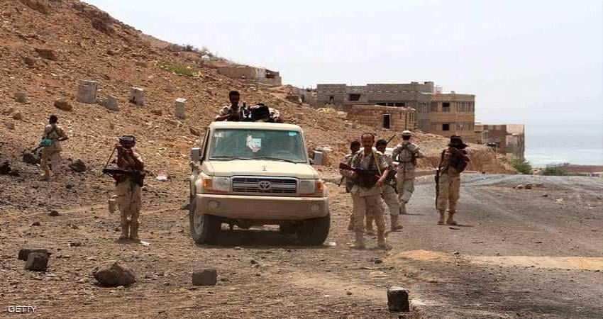 مقتل 10 حوثيين بينهم قيادي في معارك مع الجيش ب#الضـالع
