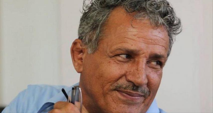 الروائي الغربي عمران : اليمن بيئة ثرية روائيا