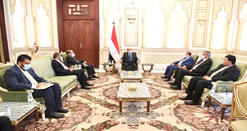 ثالث لقاء اليوم.. الرئيس هادي يجتمع برئاسة البرلمان