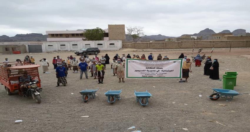 حملة نظافة لليوم الثاني في مسيمير لحج وسط ترحيب واسع