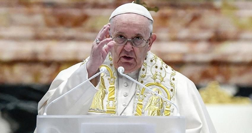 البابا يدعو لإنهاء النزاع في اليمن