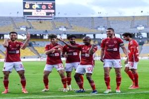 الأهلي يحبط انتفاضة الإسماعيلي بفوز مثير في الدوري المصري