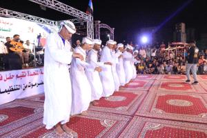 حفل جماهيري حاشد في المكلا في ختام الحملة الشعبية لشكر دولة الإمارات