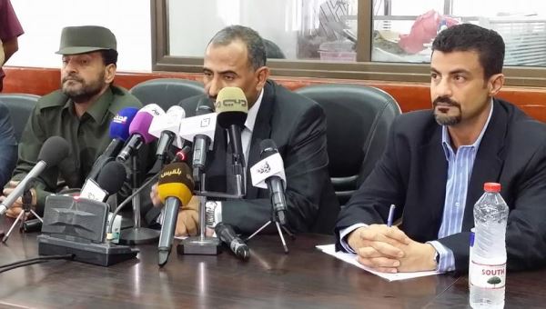 المحافظ الزبيدي لائمة المساجد: انتم شركاء في حماية عدن