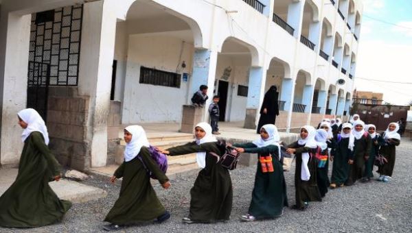 استثمارات التعليم في مرمى إتاوات الحوثيين