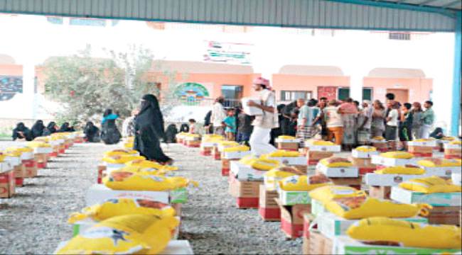#الإمارات تواصل توزيع المساعدات الإغاثية على الأسر الفقيرة بوادي حضرموت