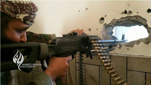 إحباط هجوم حوثي مسلح على «اللواء 35» مدرع في تعز 