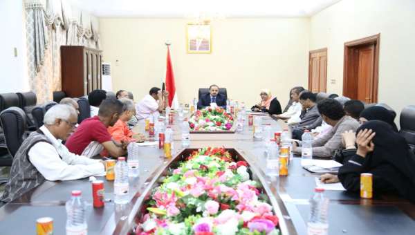 وزير الإعلام يؤكد على أهمية عودة صدور صحيفة 14 أكتوبر خلال اسبوعين