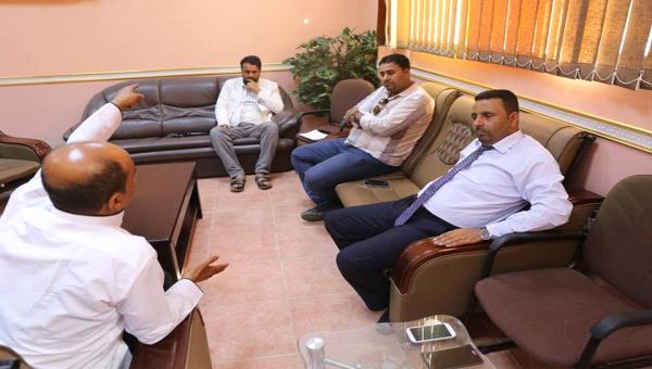 عميد كلية الصيدلة يطلع قيادات وزارة الصحة على نجاحات الكلية وخطط تطويرها