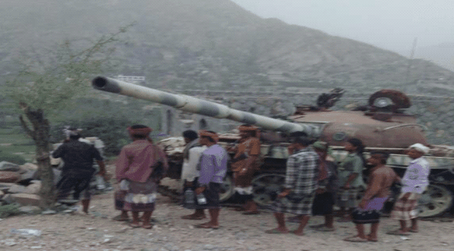 طيران التحالف يدمر منصة صواريخ كاتيوشا تستهدف طور الباحة بلحج