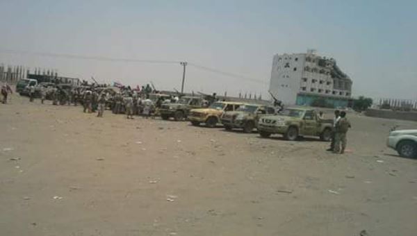 مصدر عسكري:إنطلاق قوة عسكرية من الحزام الأمني في لحج، لملاحقة عناصر القاعدة