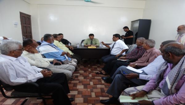 المدير الجديد لمؤسسة مياه عدن يتسلم مهام عمله