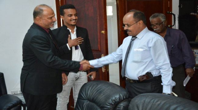 تشيد ابراج سكنية في عدن ..شركة استثمارية سعودية تكرم رئيس المنطقة الحرة عدن وتشيد بجهوده