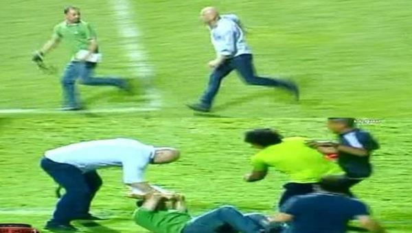 المدرب المصري حسام حسن يعتدي على لاعبي غزل المحلة ويضرب أحد المصورين