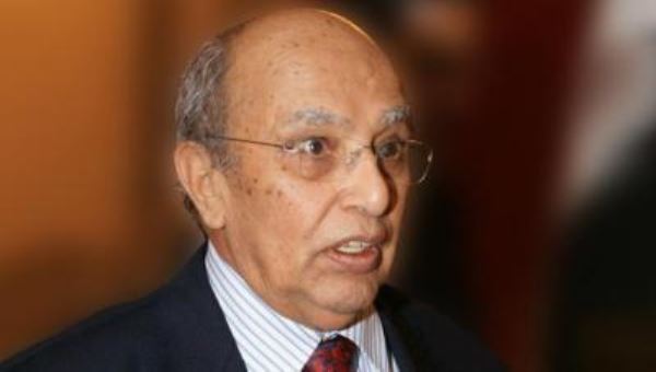 الارياني.. وفاة تطوي 4 عقود من الدهاء السياسي( سيرة ذاتية)