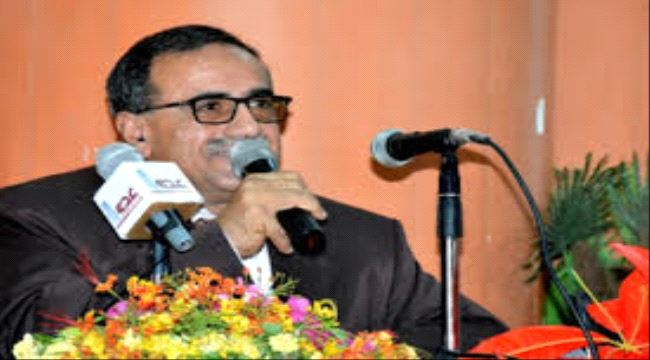 د.الخضر لصور ل "عدن تايم " : 6767طالب وطالبة يتقدمون لامتحانات القبول في 3 كليات 