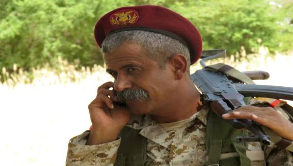 الرئيس هادي يطيح بمسفر الحارثي من قيادة اللواء 19 ببيحان ويعين قائد جديد خلفا له