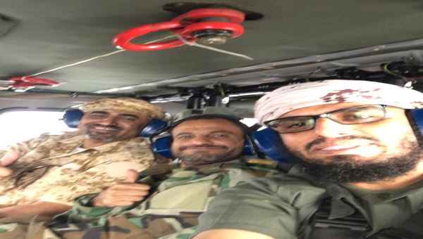 توجه بن بريك والزبيدي وشلال الى جبهة باب المندب "صورة"
