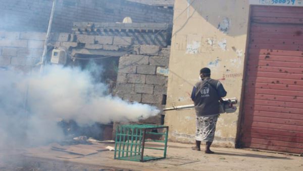 منظمة ادرا تدشن حملة الرش الضبابي لمكافحة الكوليرا في بساتين عدن