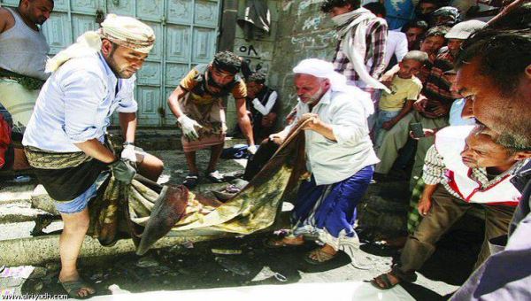 عدن:احياء الذكرى الاولى لضحايا العدوان  " مجزرة دار سعد"          