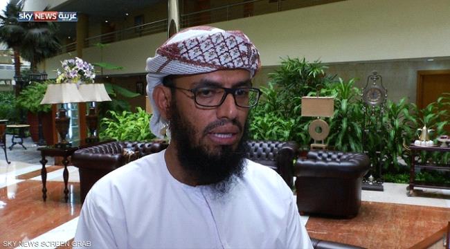 هاني بن بريك يبدي رأيه في اداء قوات طارق صالح وعملياتها القتالية