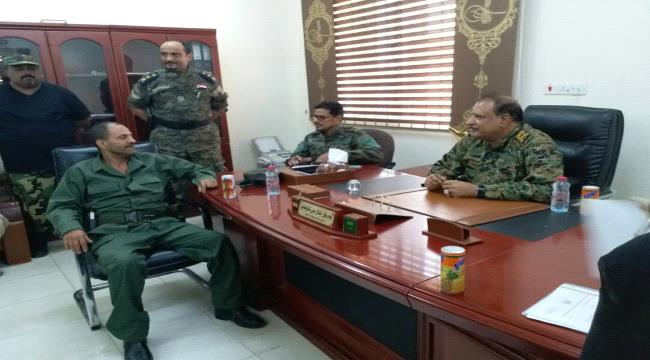 صورة- نائب وزير الداخلية يزور ادارة امن عدن ويلتقي اللواء شلال