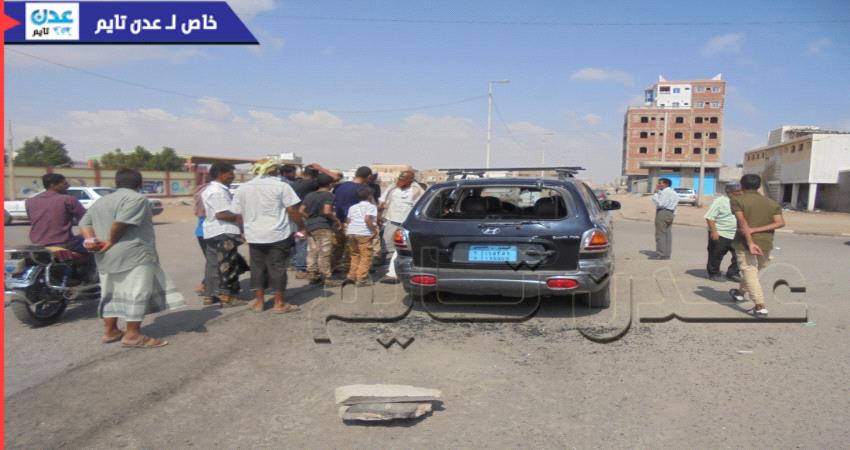 صور ..ملابسات الحادث المروري في البريقة بين سيارتي ابو اليمامة وموظف المصافي