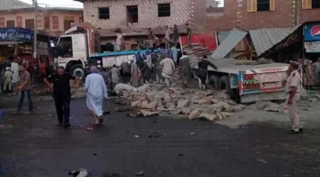 مصر .. شاحنة اقتحمت منزلاً وكافتيريا فقتلت 12 وأصابت 28