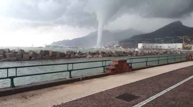 إعصار مائي يضرب مدينة سياحية على المتوسط