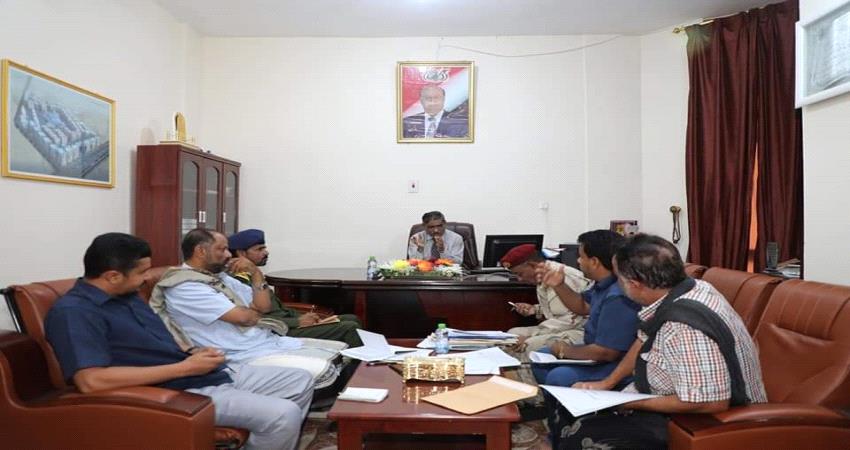 محافظ حضرموت يطلع على تجهيزات البدء في بناء المرحلة الثانية لكلية الشرطة