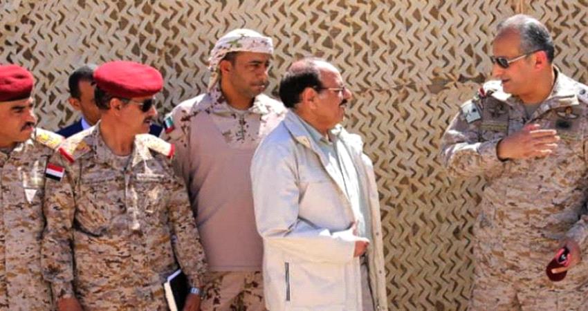  قيادة التحالف تطلع على سير العمليات العسكرية في #مـأرب
