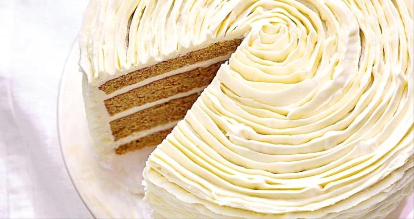 طريقة عمل الكريمة البيضاء للحلويات بـ4 وصفات