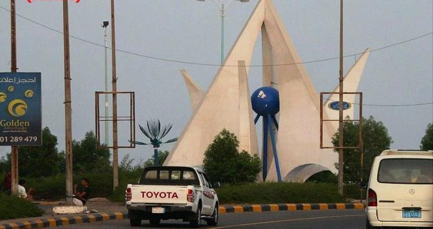 عاجل..إنفجار يهز حي العريش شرق عدن