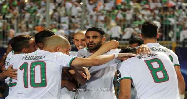 خلاف بين منتخب الجزائر واللجنة المنظمة لأمم أفريقيا ..