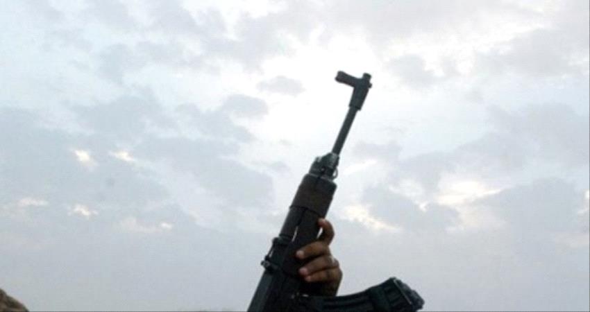 شاهد موكب عرس يطلق النار بكثافة يرعب سكان بالمنصورة - #فيديو