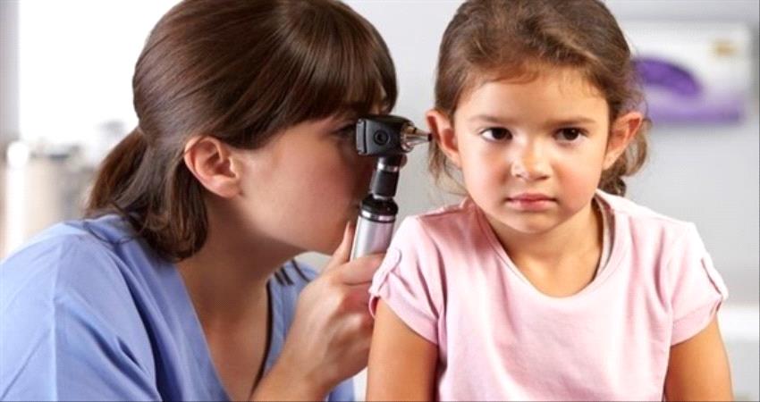 هل يعالج زيت الزيتون التهاب الأذن لدى الطفل؟