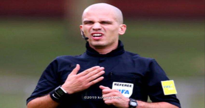 سقوط مفاجئ لحكم موقعة الأهلي وفيتا كلوب ..