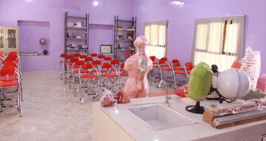  مشروع تحسين البيئة المدرسية يصل مدرسة سمية بالمكلا