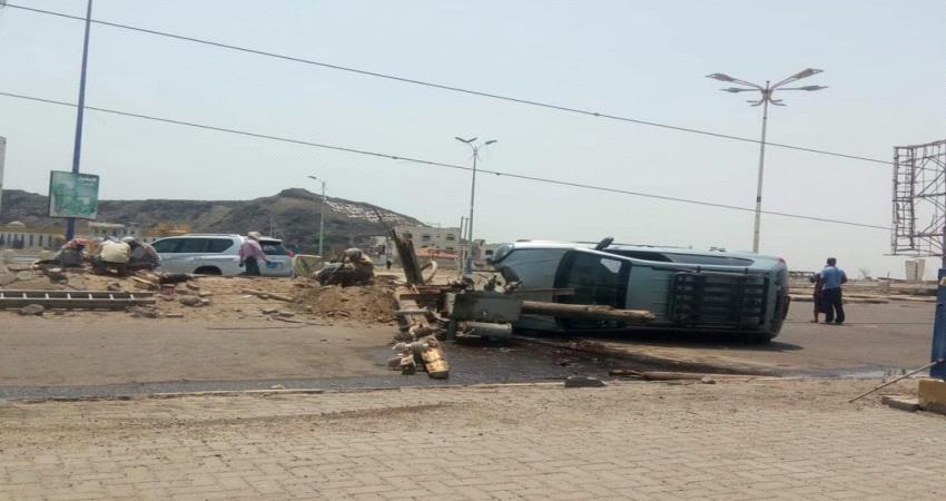 حادث مروري مروع في الخط البحري بعدن 
