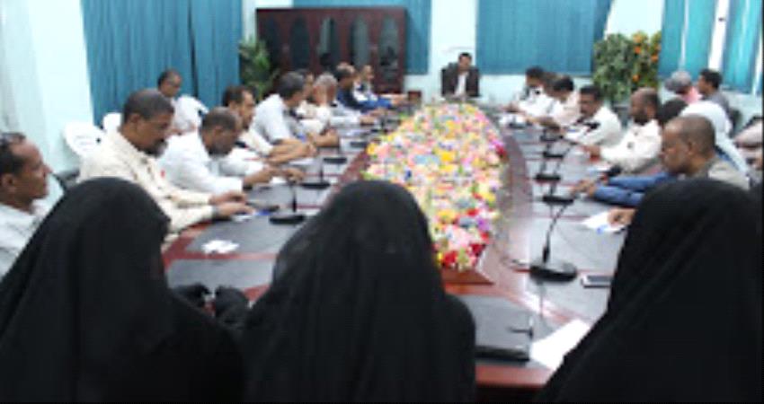 تربية #حضـرموت تناقش خطة تدريبية لصقل مواهب وإبداعات الطلاب 