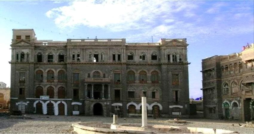 مكتب الصناعة بلحج : مخزون السلع تكفي شهرين وهذه ابرز التغييرات في الاسعار ( قائمة )