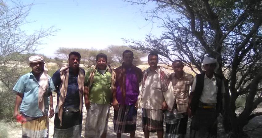 قيادات الانتقالي تزور معسكر قطاع الحزام الأمني في طورالباحة 