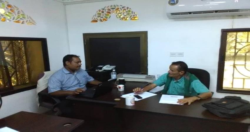 لقاء يجمع مدير عام كرش القبيطة مع منظمة رعاية الاطفال لاعادة مشروع النقد مقابل العمل 