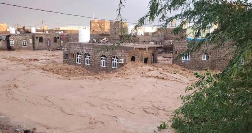 وفاة طفلين وفقدان 3 بسيول في مأرب