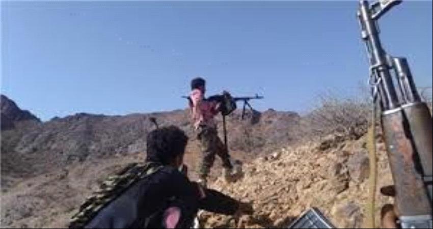 كسر هجوم حوثي واسع في جبهة الازارق 