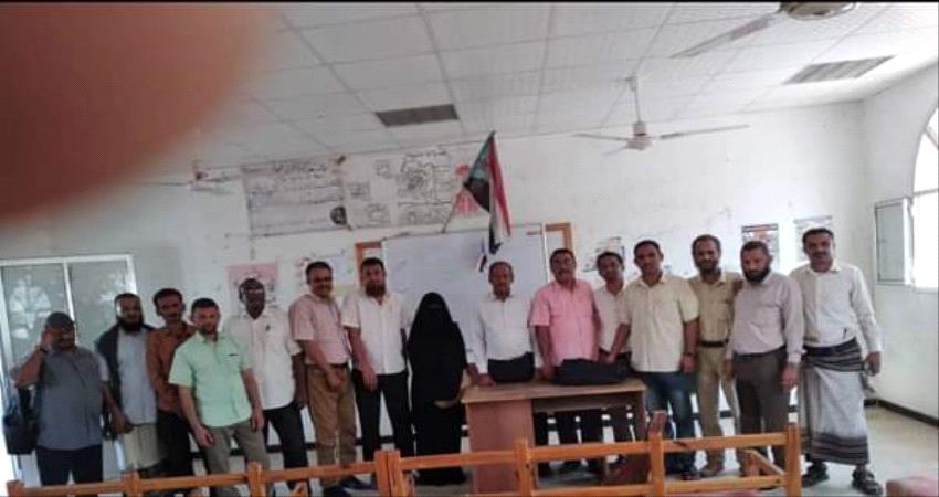 منسقية كلية ردفان تؤيد بيان الانتقالي