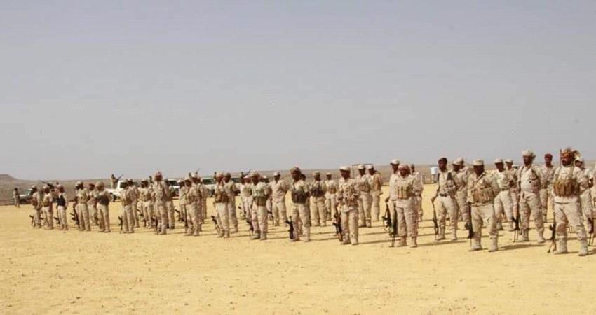 محافظ حضرموت يطلع على الجاهزية القتالية لمعسكر الجبال السود