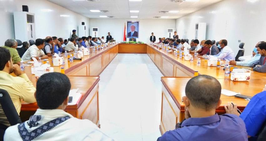 توجيهات رئاسية لاستئناف تشغيل ميناء قنا بشبوة جنوبي اليمن