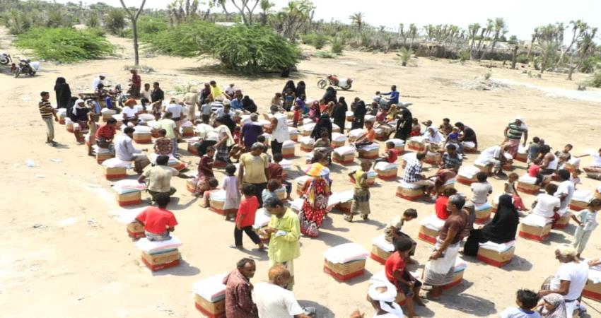 قوافل الإمارات تغيث 2800 متضرر من سيول الأمطار في الحديدة 